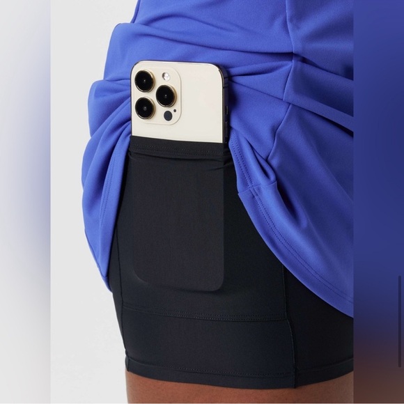 NWOT Vuori Women’s One Shot Tennis Dress in Copenhagen Blue Size Small - Picture 3 of 12